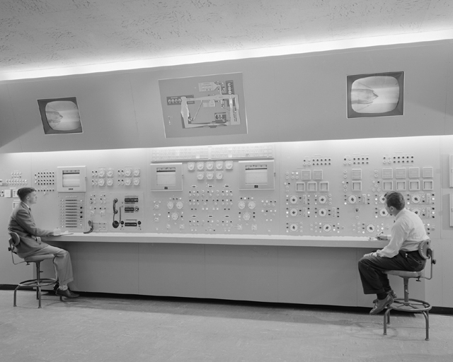 Space History Photo: Control Room - 10ft x 10ft Wind Tunnel